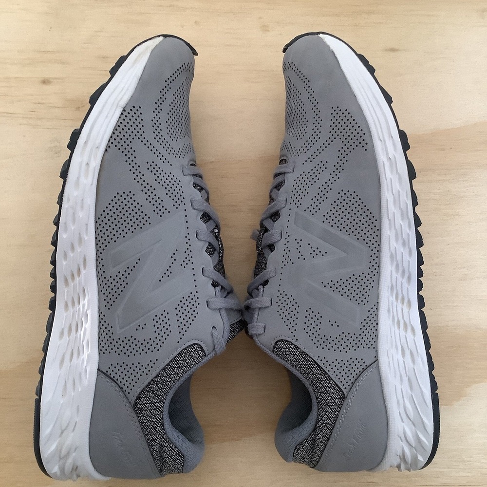 New Balance Women's Fresh Foam Arishi Running Size 9.5B Gray- Comfort Sneakers